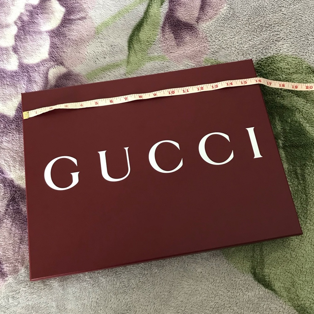 Dark Red Gucci Box - Picture 10 of 13